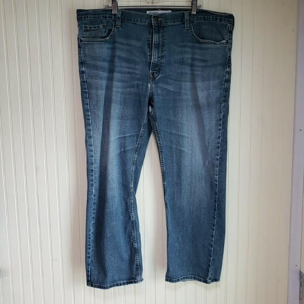 Signature Levi Strauss Jeans Mens 44x30 Blue Relaxed Straight Denim Medium Wash